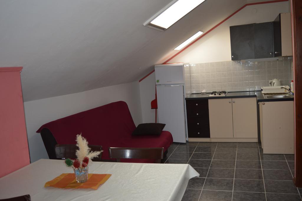 Apartments Malnar Novi Vinodolski Szoba fotó